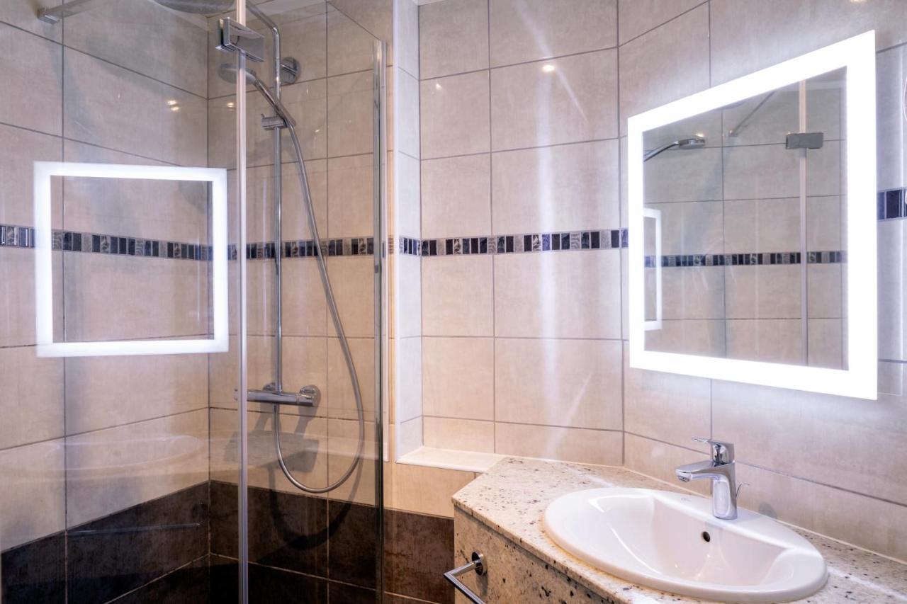 Hotel Du Commerce Spa Saint Gaudens Ngoại thất bức ảnh